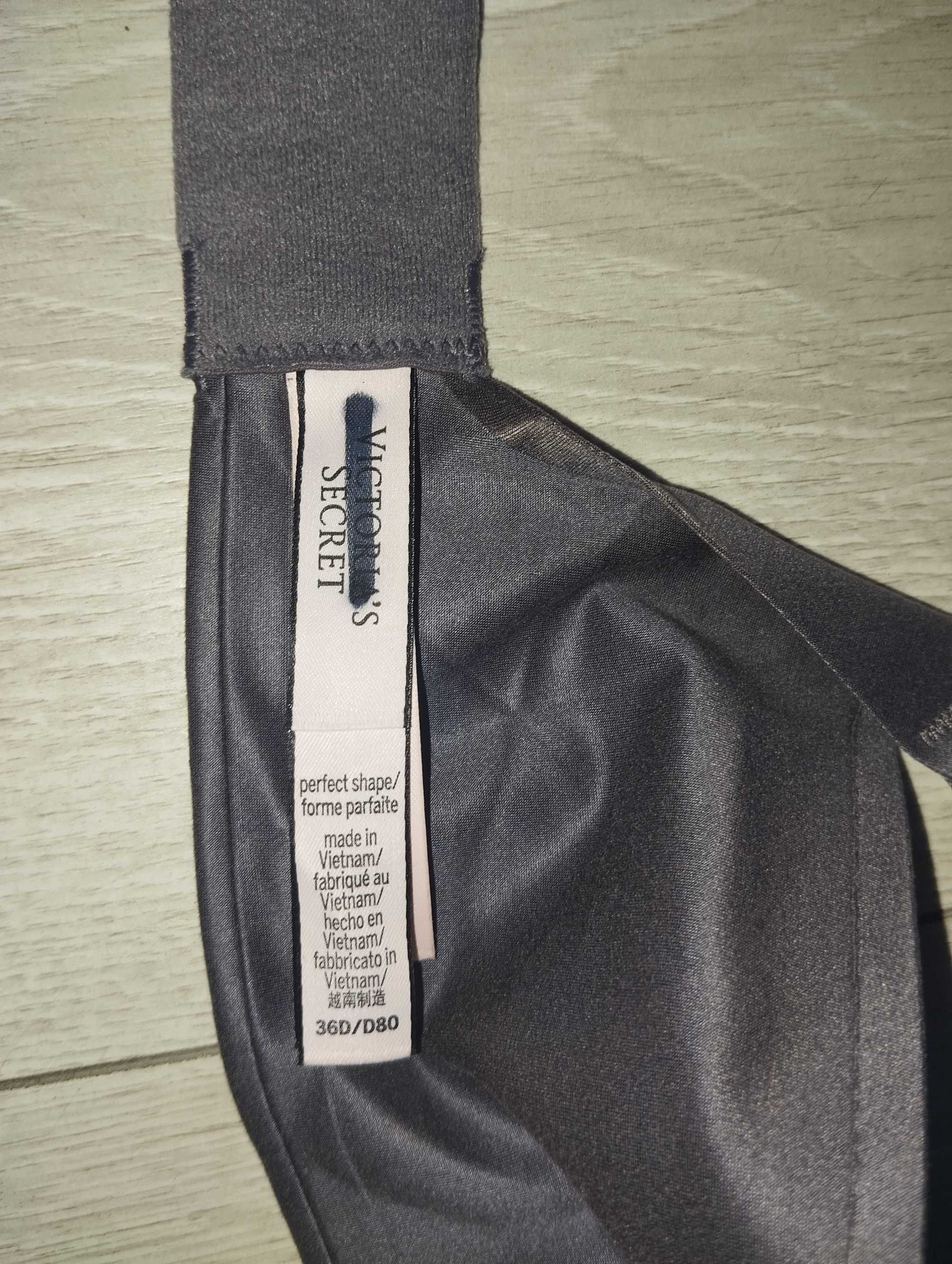 Бюстгальтер 80 Д Victoria's Secret