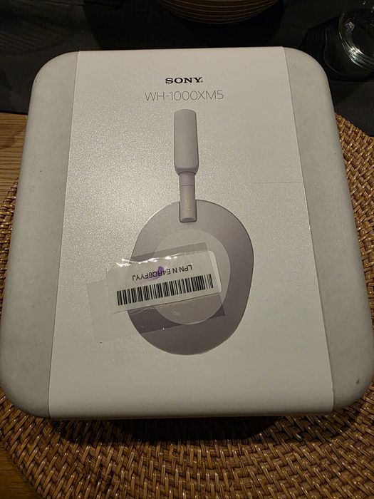 Sony WH-1000XM5 — нові, оригінал!