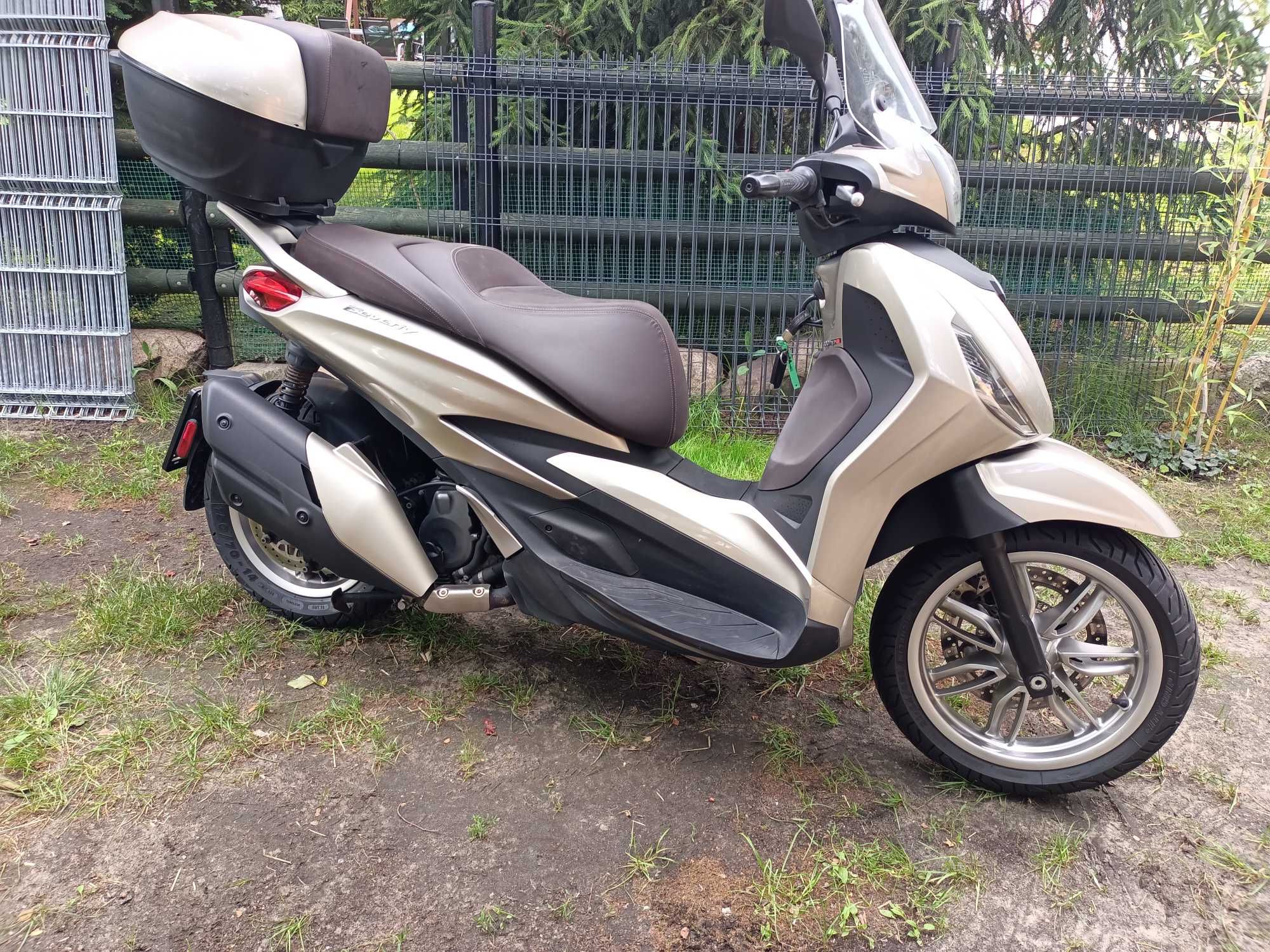 piaggio beverly 400  jak nowy
