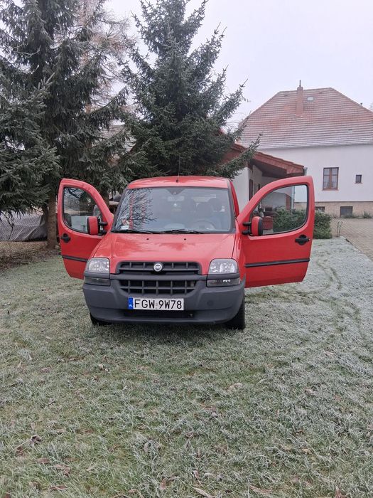 Fiat Doblo Sprzedam FIAT DOBLO CARGO 1.9 JTD KAT. MR`01 1.9T SX