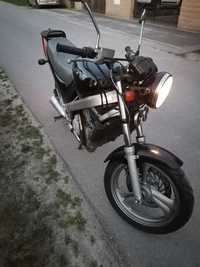 Honda NTV 650 revere