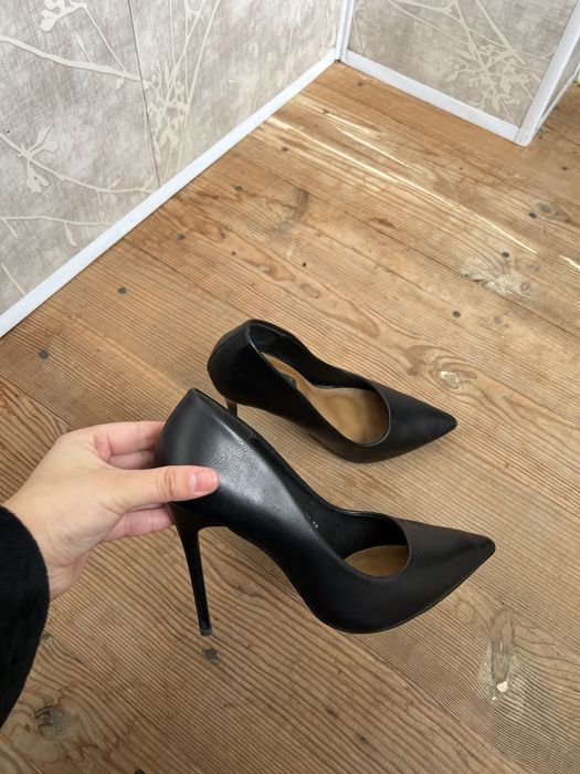 Продам туфельки,розмір 38