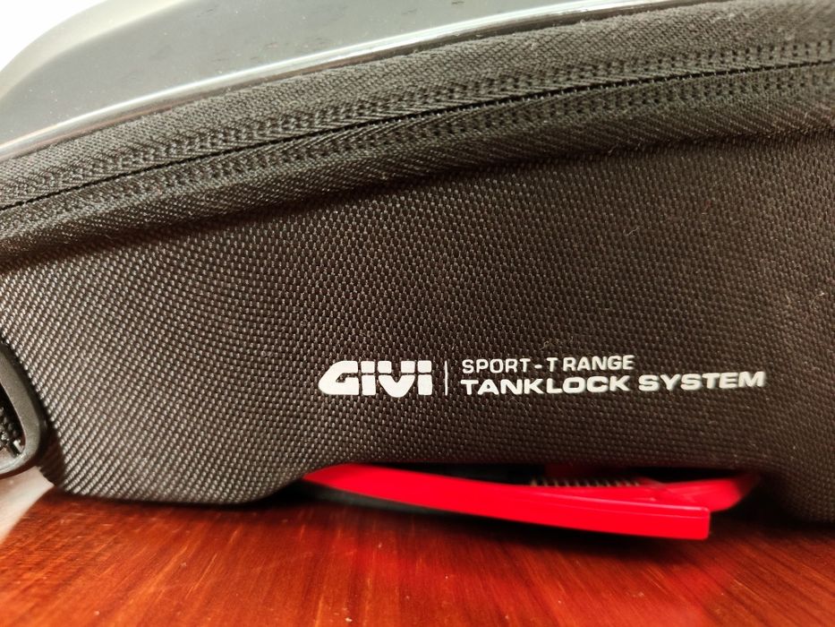 Bolsa sobredepósito Givi + Aro de depósito Givi