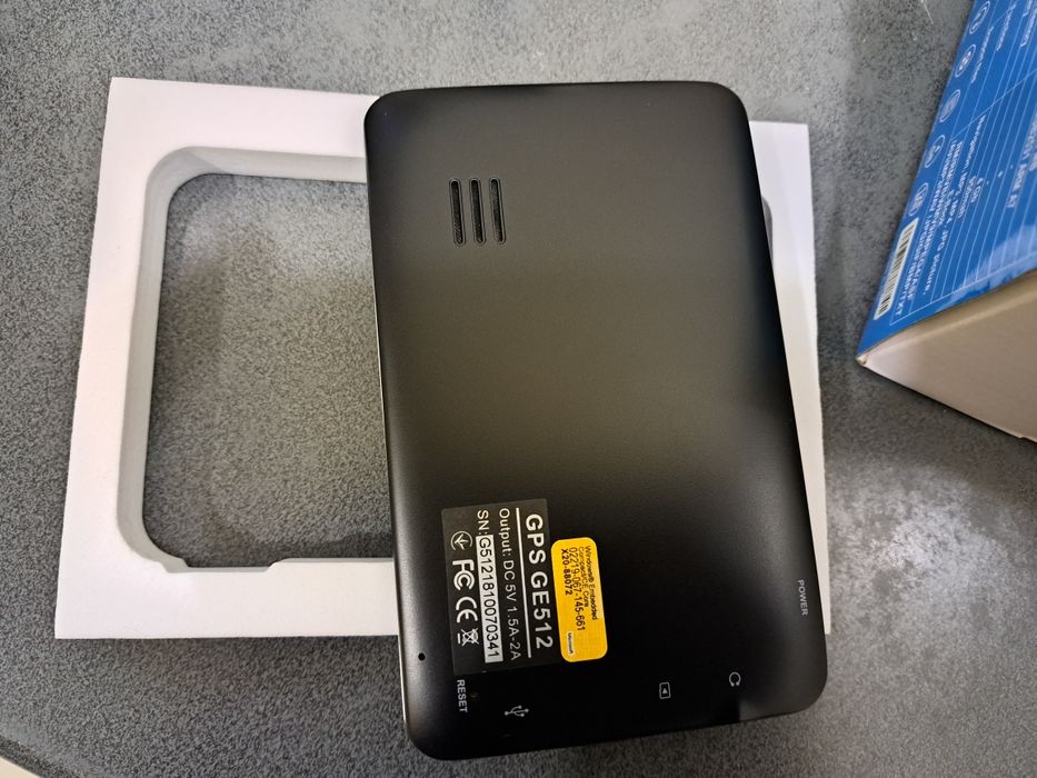 Навигатор новый для машины и мотоцикл и грузовик транспорта   5и дюйма