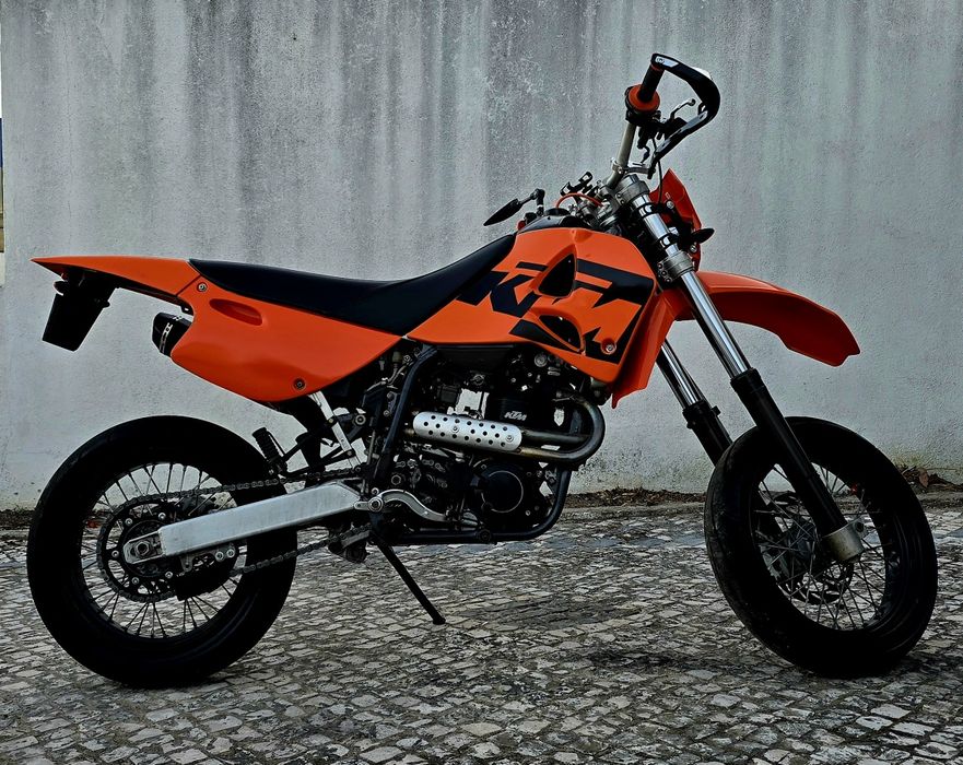 KTM 520 EXC 1999 - Projeto Supermoto Inacabado