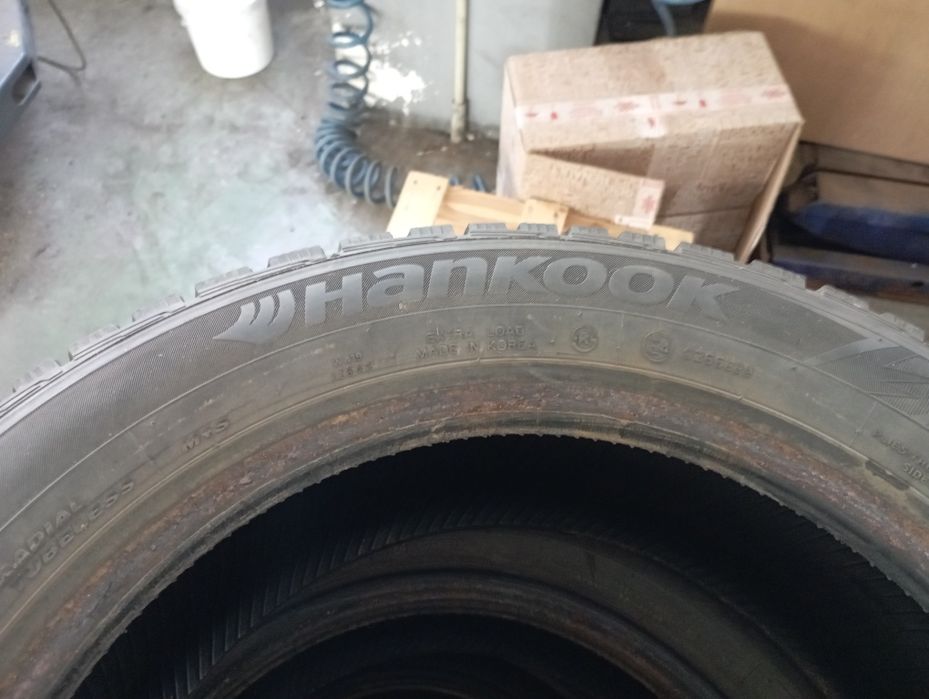 Шины комплект в отличном состоянии