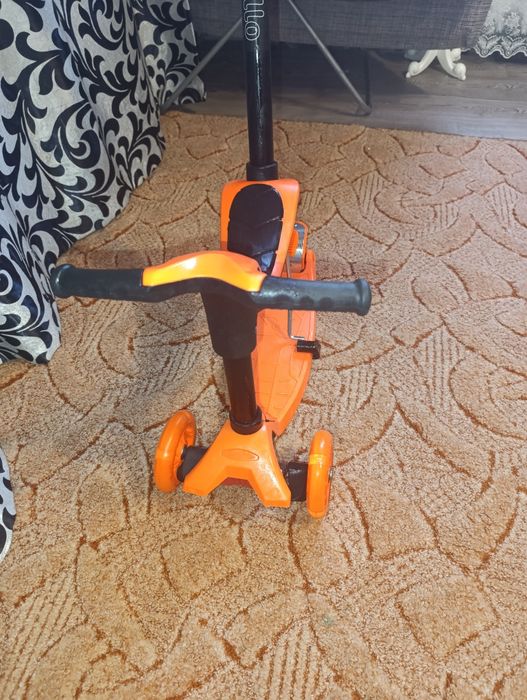 Самокат-беговел 3в1 новий