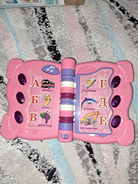 Іграшки для дівчинки