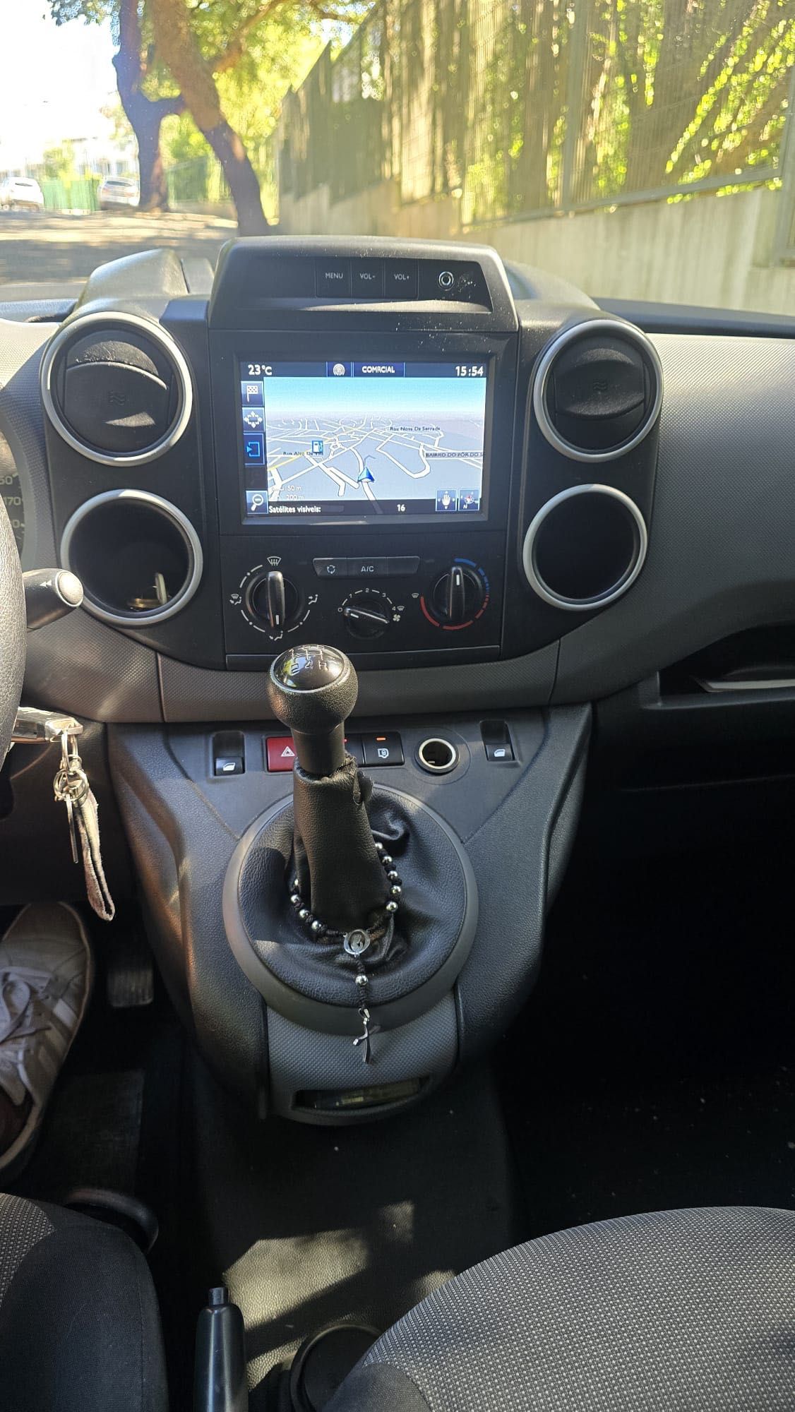 Peugeot Partner 2017 1.6 100cv IVA DEDUTÍVEL