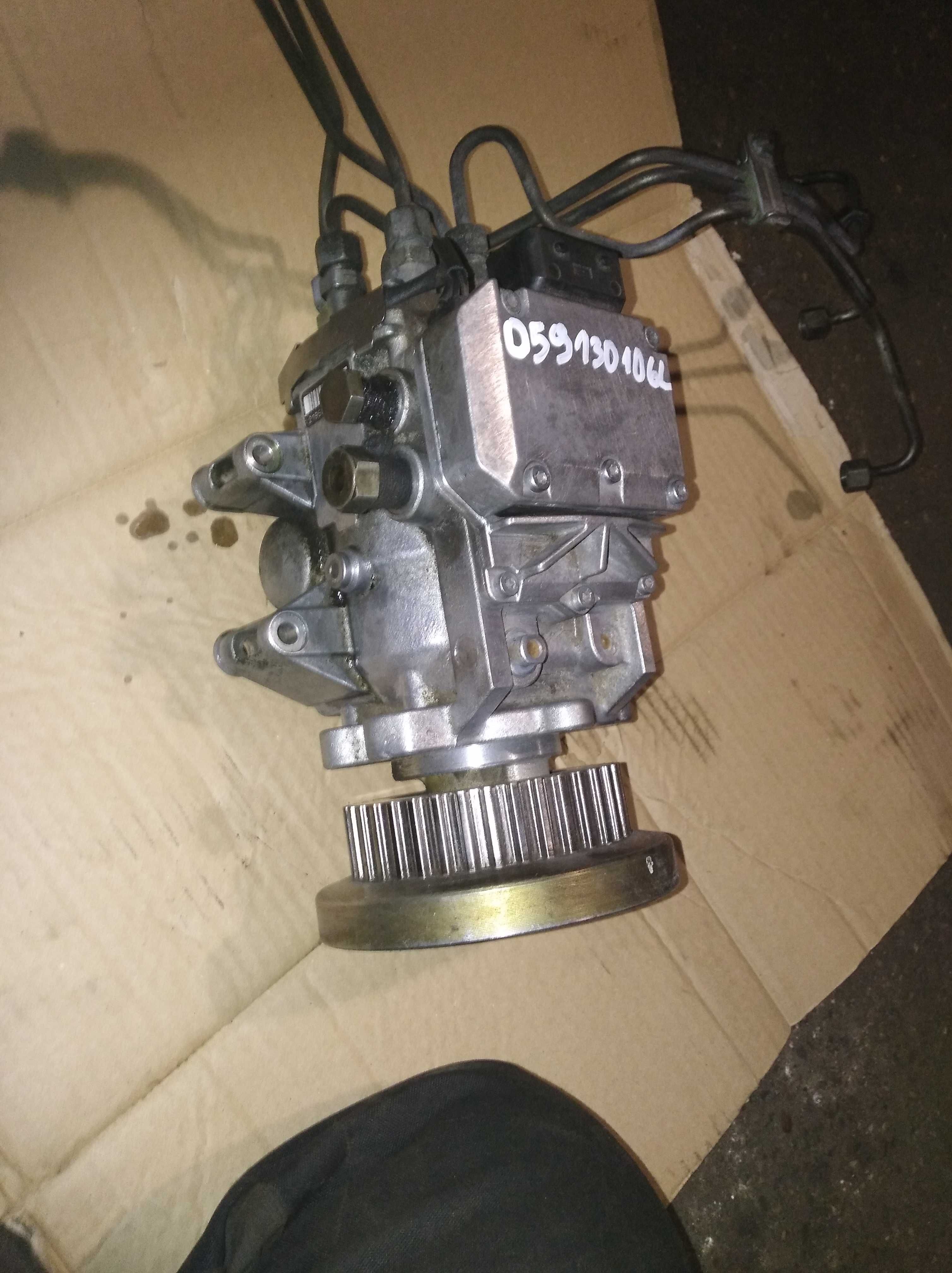 Pompa wtryskowa vp44 2.5tdi v6  106E allroad