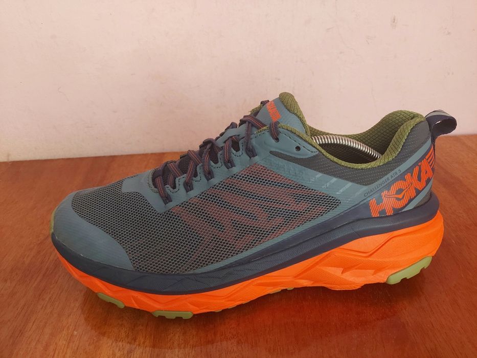 Кроссовки бігові фірми Hoka challenger atr 5 оригінал

Розмір по бірці