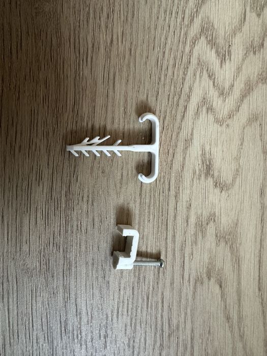 Uchwyt do przewodów elektrycznych