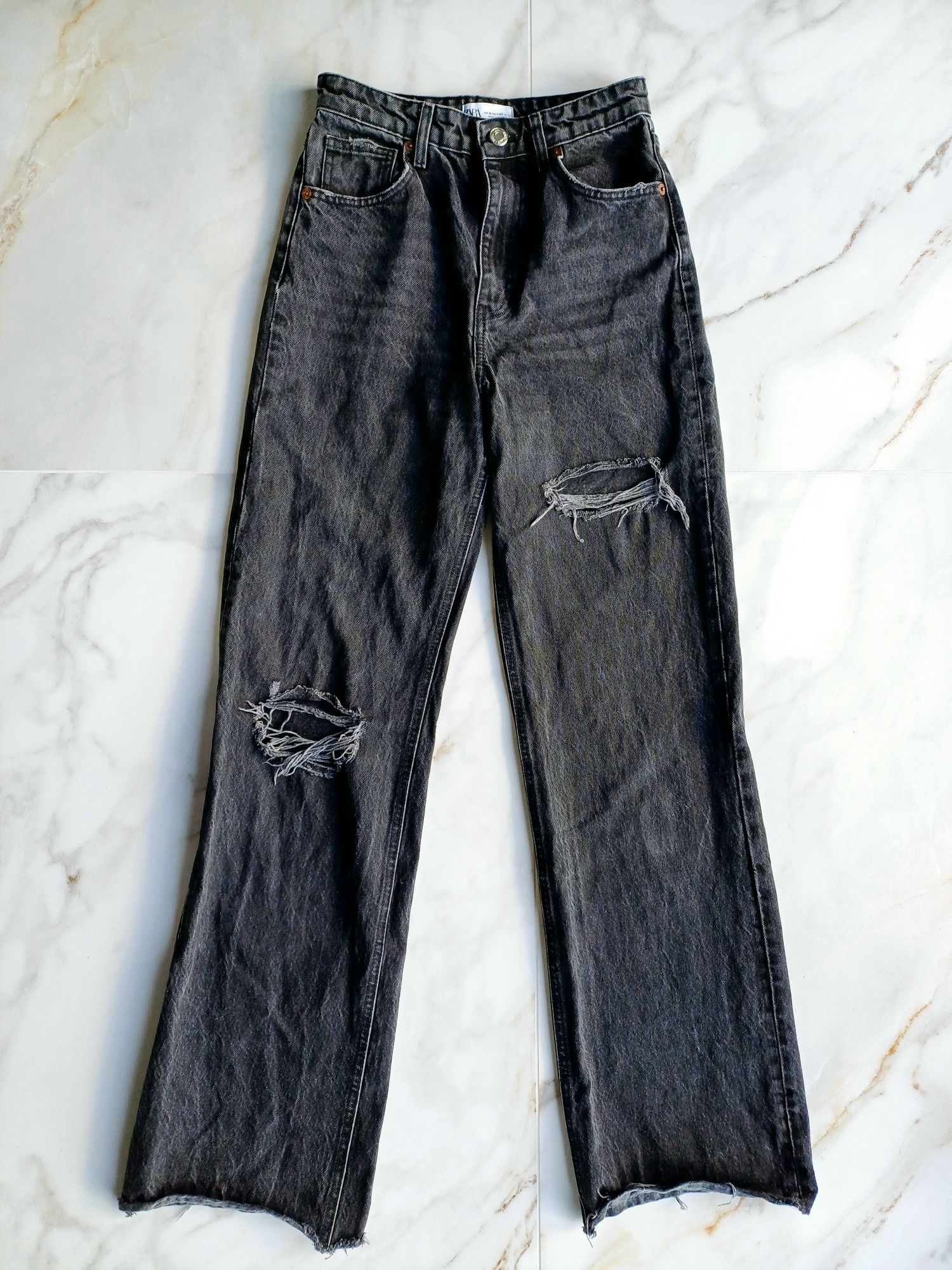 Zara czarne grafitowe spodnie jeansy dżinsy z dziurami mom S 36