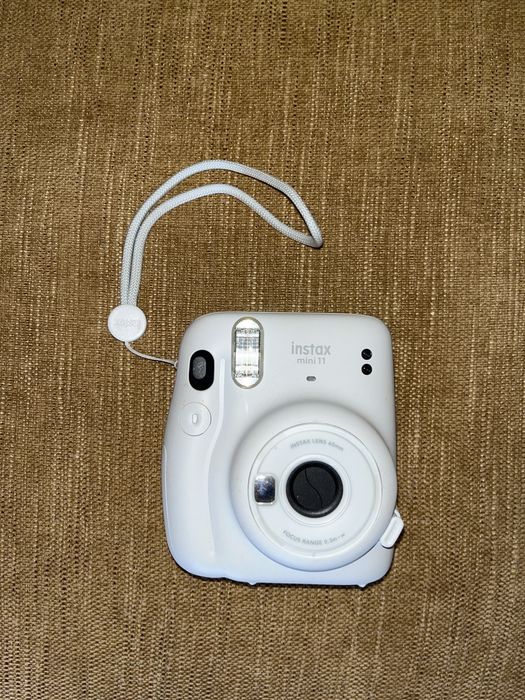 Câmara fotografica (Instax mini 11)