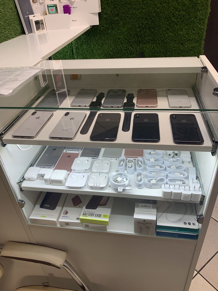 Защитное стекло  iPhone 16ProMax и до 4 на сейчас можно с доставкой