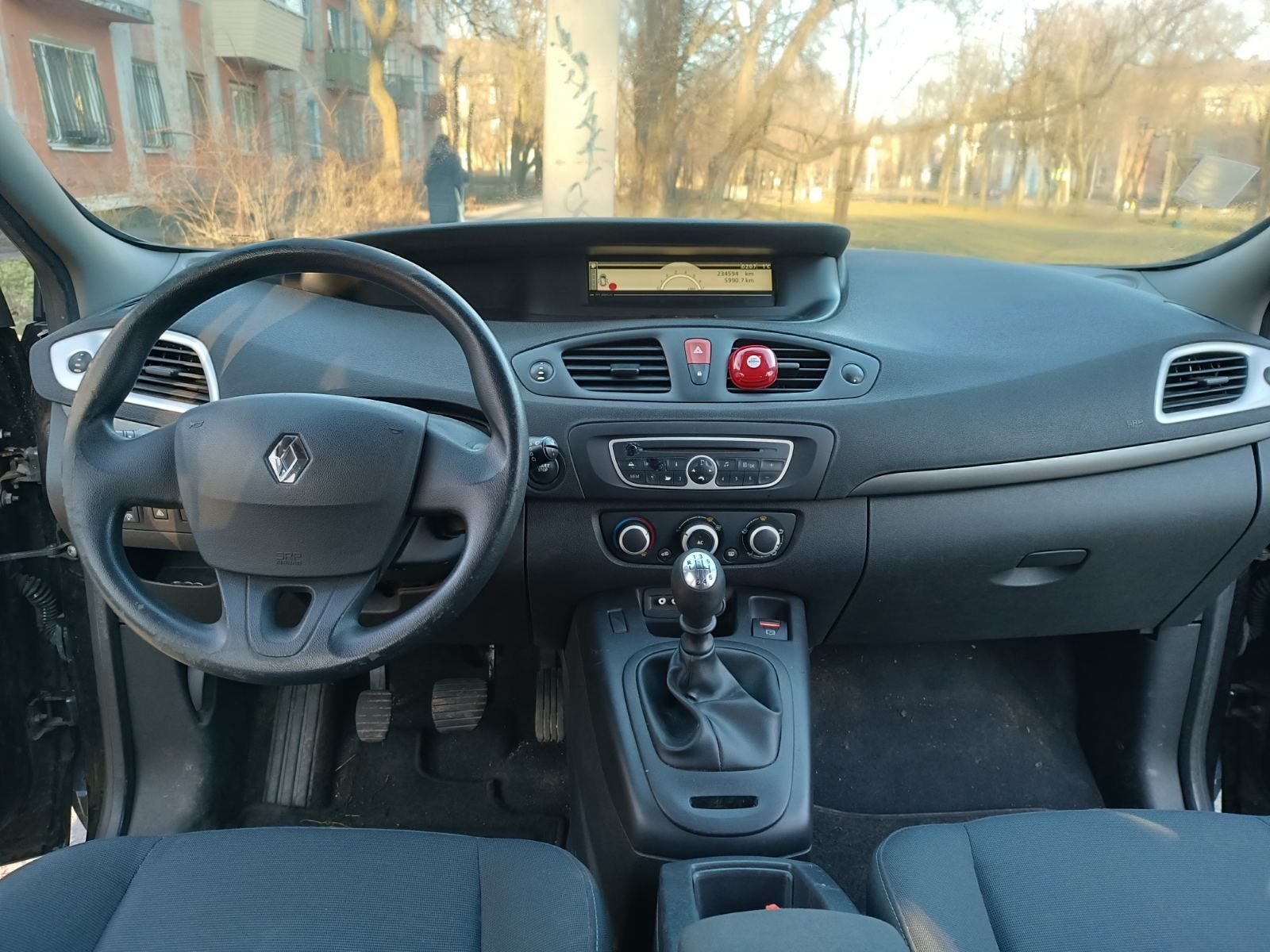 Renault Grad Scenic 2009 року, третє покоління.