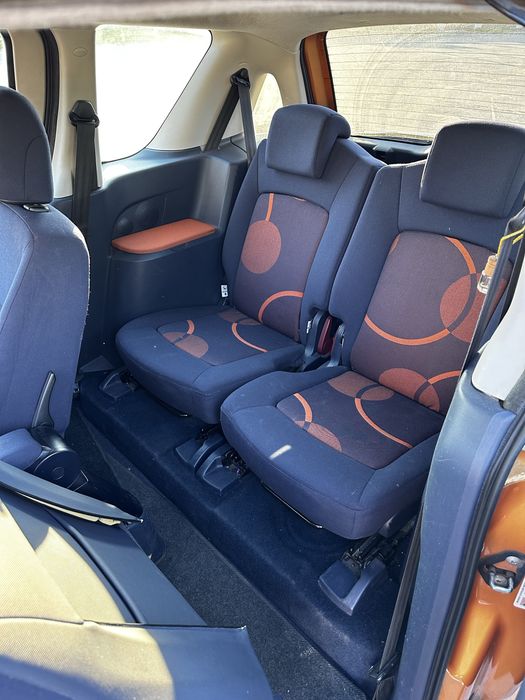 ПРОДАМ Peugeot 1007