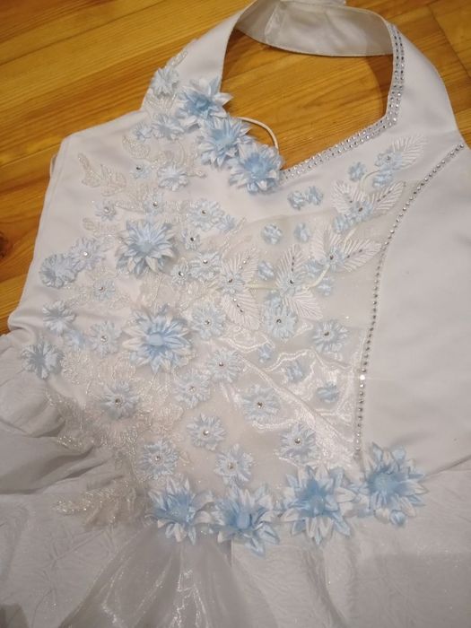 Нарядное  платье