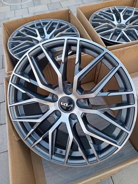 #MA4 Alufelgi R18 5x114,3 Lexus IS: 2005 RX: 2000 NX: 2014