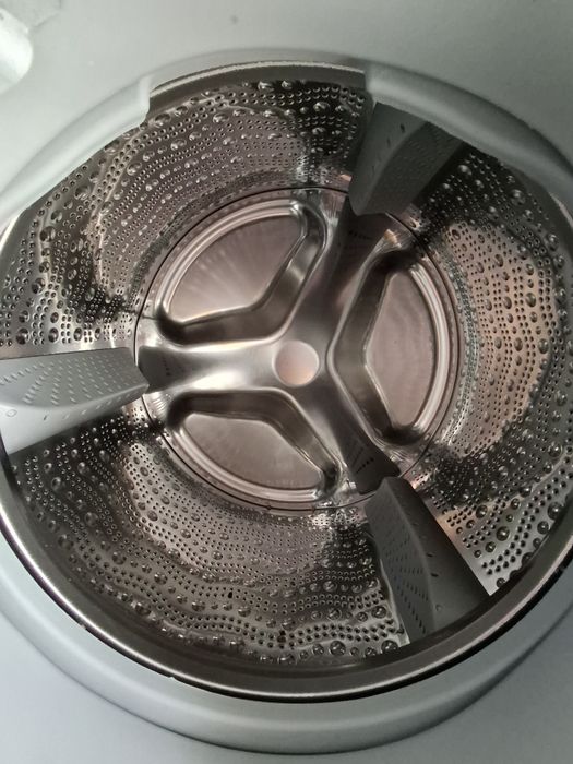 Пральна машина Siemens model WM16W4C1