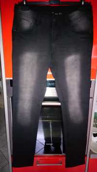 Spodnie damskie jeansowe stretch