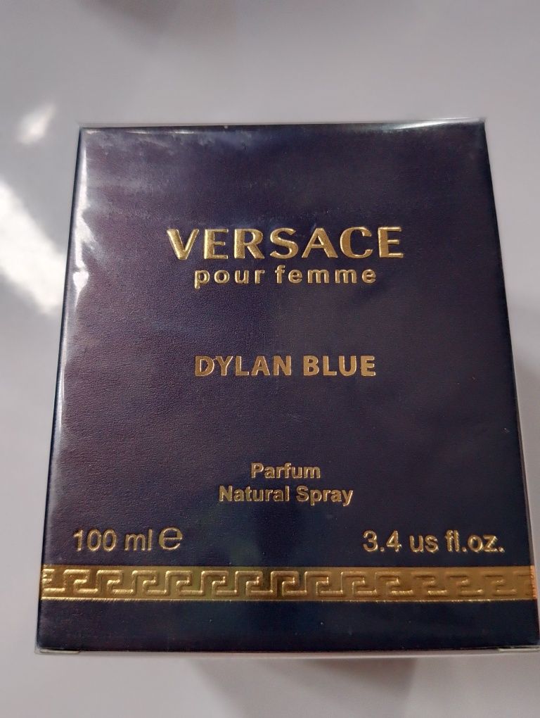 pour Femme Dylan Blue PARFUM marki Versace 100ml