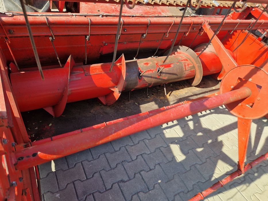 Kombajn zbożowy  MF 206