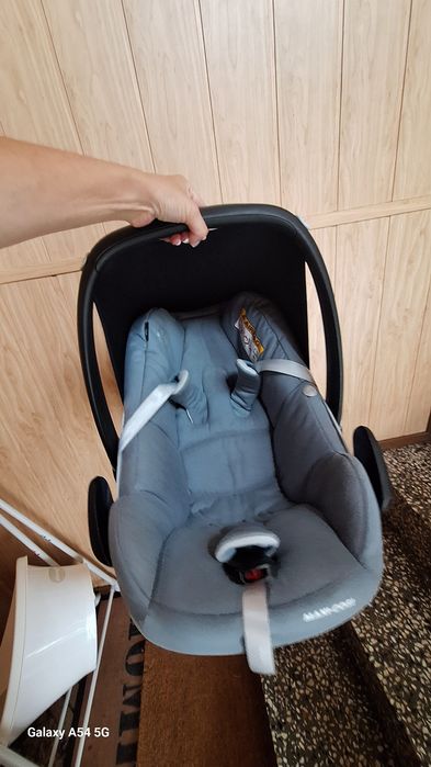 Fotelik Maxi Cossi Peble Pro z wkładka dla noworodka