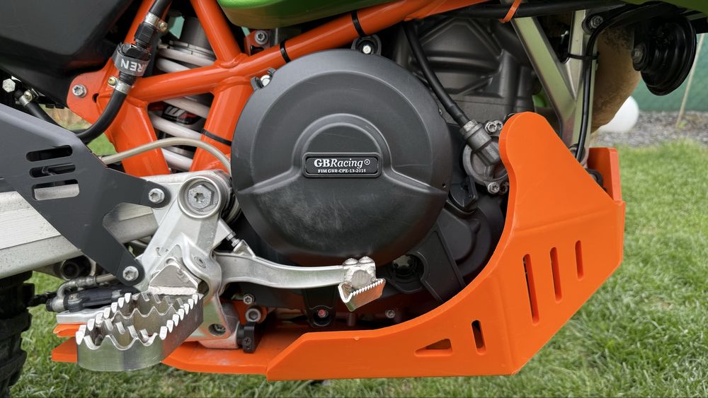 KTM 690 Rally 2013 euro3, evo1 kit Akrapovic