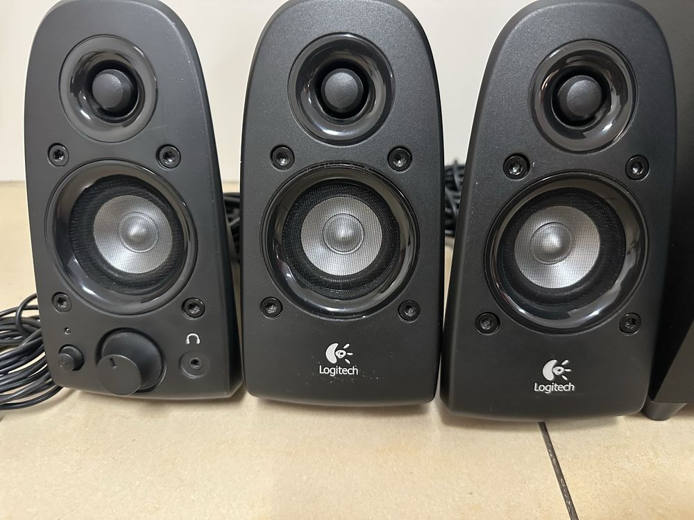 Colunas 5.1 Logitech Z506 - Excelente estado