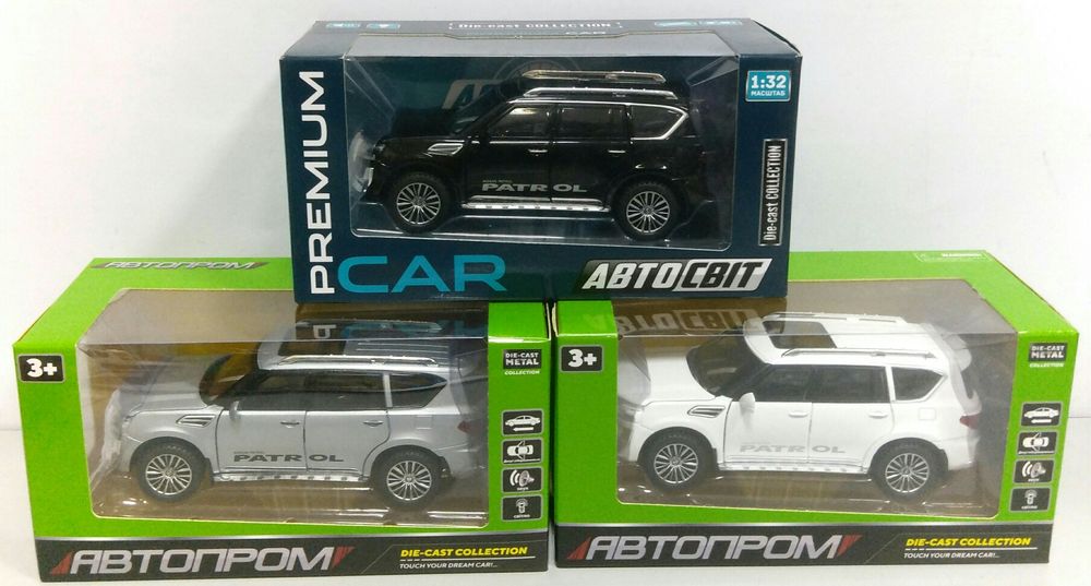 Машинка Nissan Patrol модель 1:32 "Автопром". Металл, Звук, Свет.