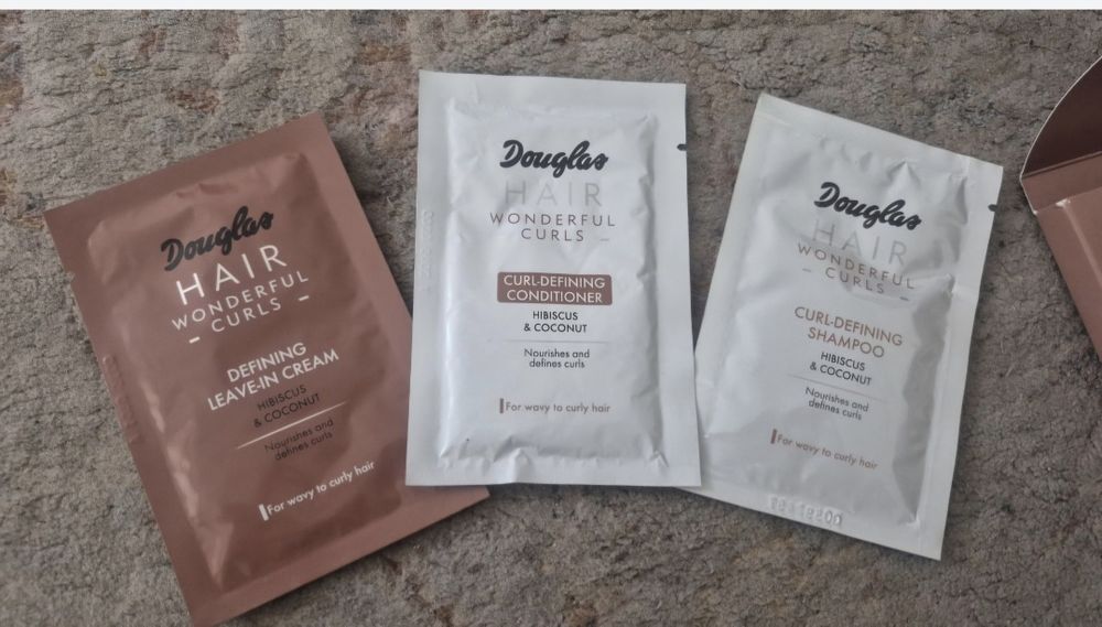 Douglas zestaw 3 próbek do włosów