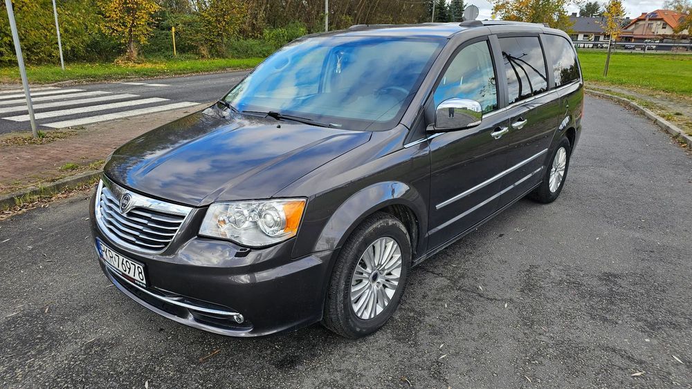 Lancia Voyager Automat zarejestrowany bogata wersja