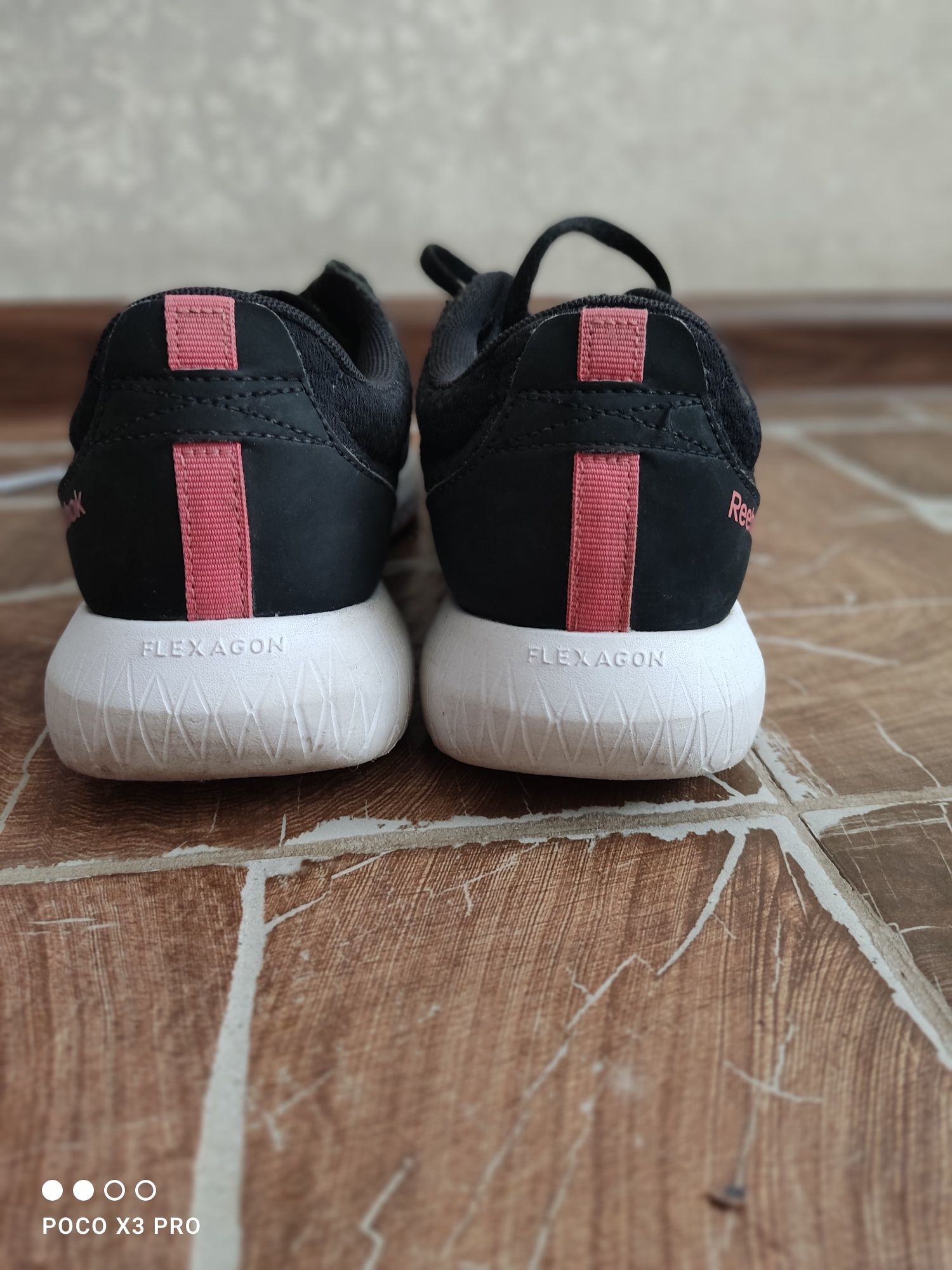 Кроссовки Reebok 38
