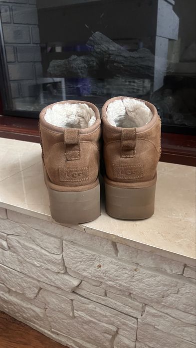 UGG 40 розмір жіночі