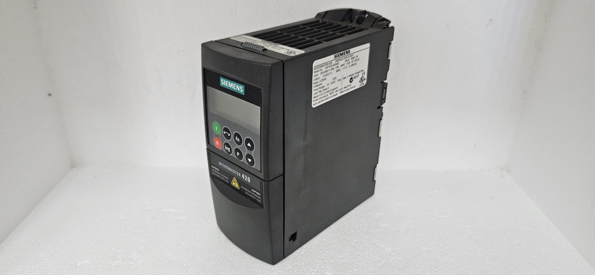 Falownik Siemens Micromaster 420 6SE6420-2AB12-5AA1 0,25kW 1 fazowy