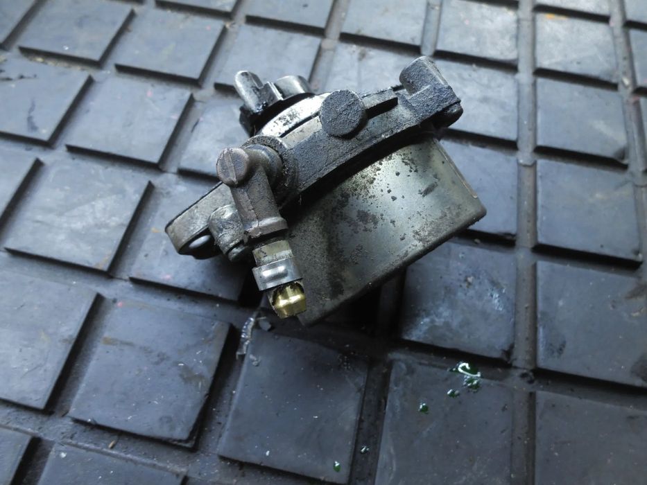 VACUM POMPA Fiat IDEA DOBLO PUNTO PANDA 1.3 JTD 73501358 POSIADAM 2 SZT