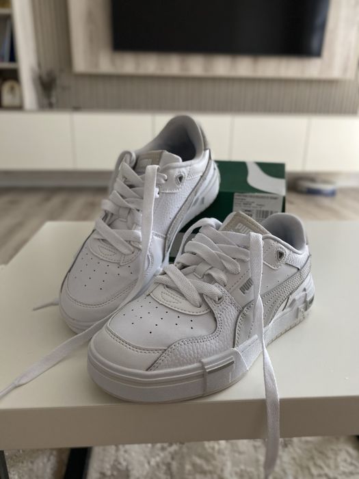 Кросівки Puma жіночі білі / кеди 37 розмір