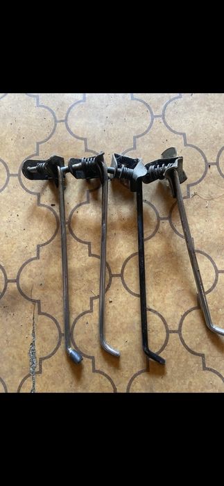 Подножка к велосипеду