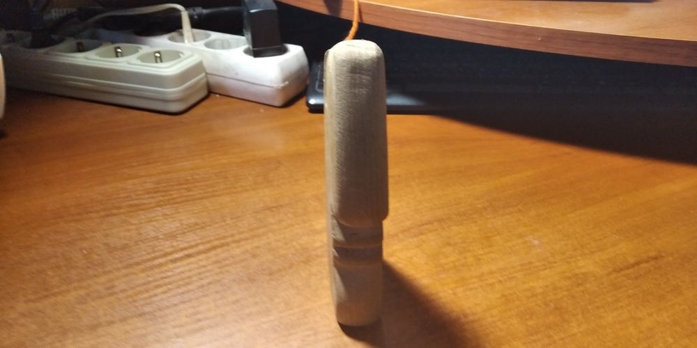 Підставка для очків з дерева (ручна робота)