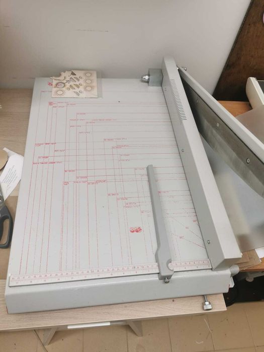 Gilotyna ręczna a3 MC560/S profesjonalna OKAZJA