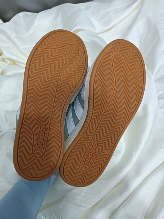 Жіночі кеди  Adidas grand court alpha 00s. Оригінал