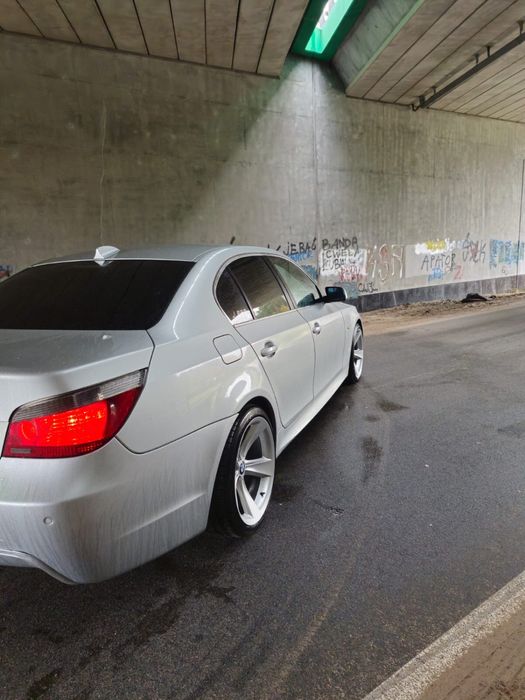 BMW E60 530D 218 HP 2004 R. Sprzedam lub zamienie na LT z paką