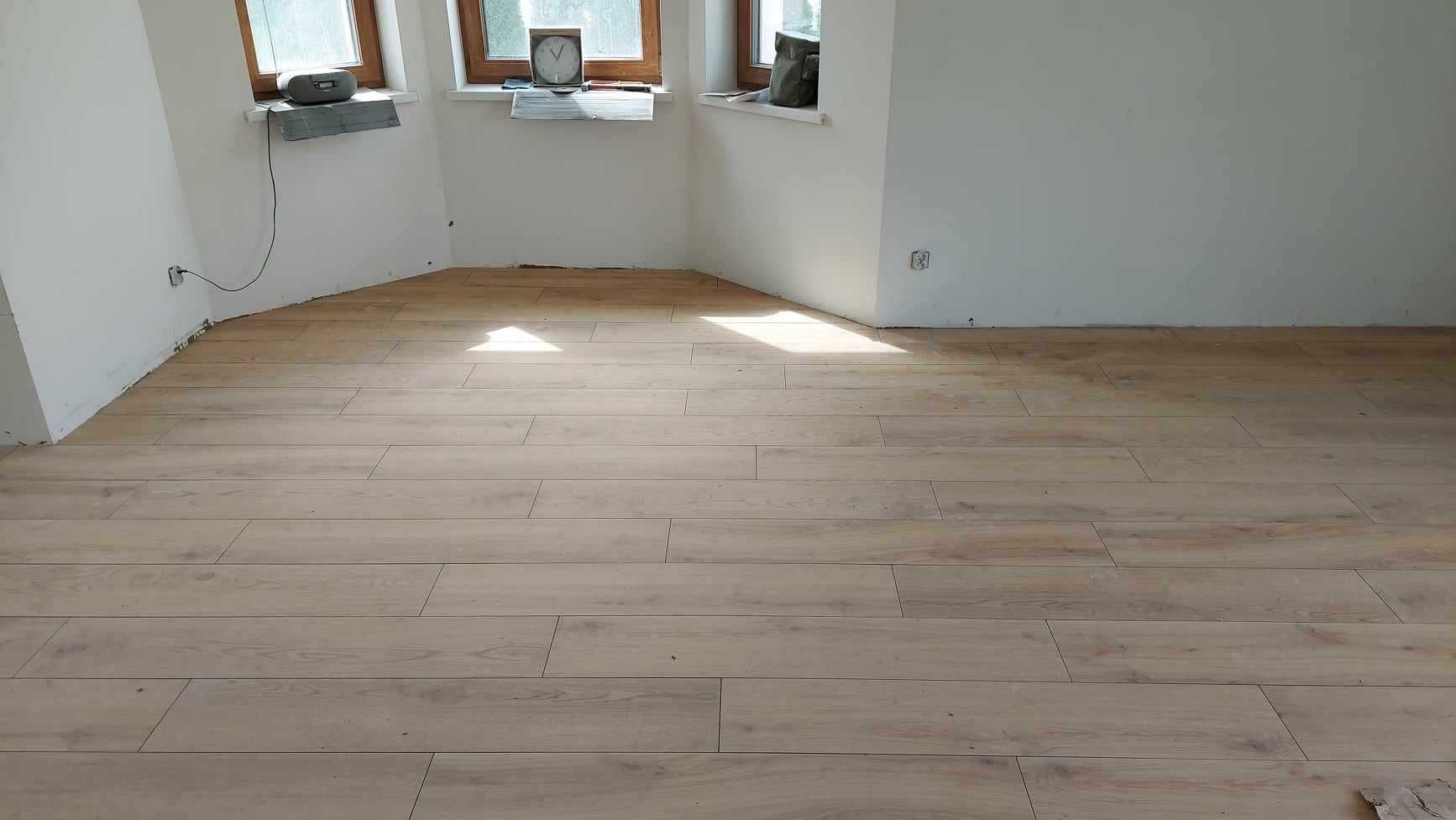 Płytki drewnopodobne Algord Beige 23x120 Evo Ceramika Beżowe