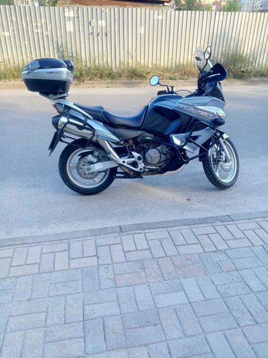 Хонда Варадеро 1000