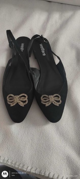 Босоніжки жіночі