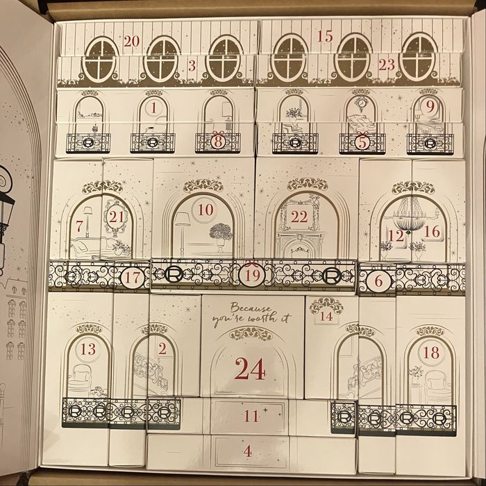 Pusty kalendarz adwentowy Loreal