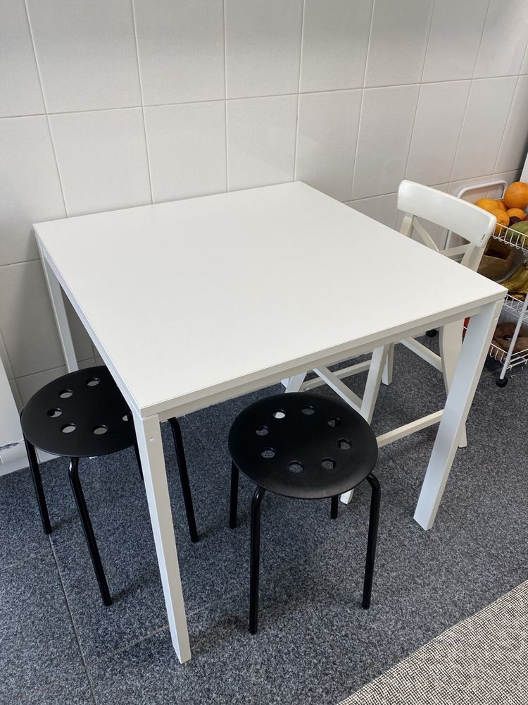 Mesa Meltrop Ikea