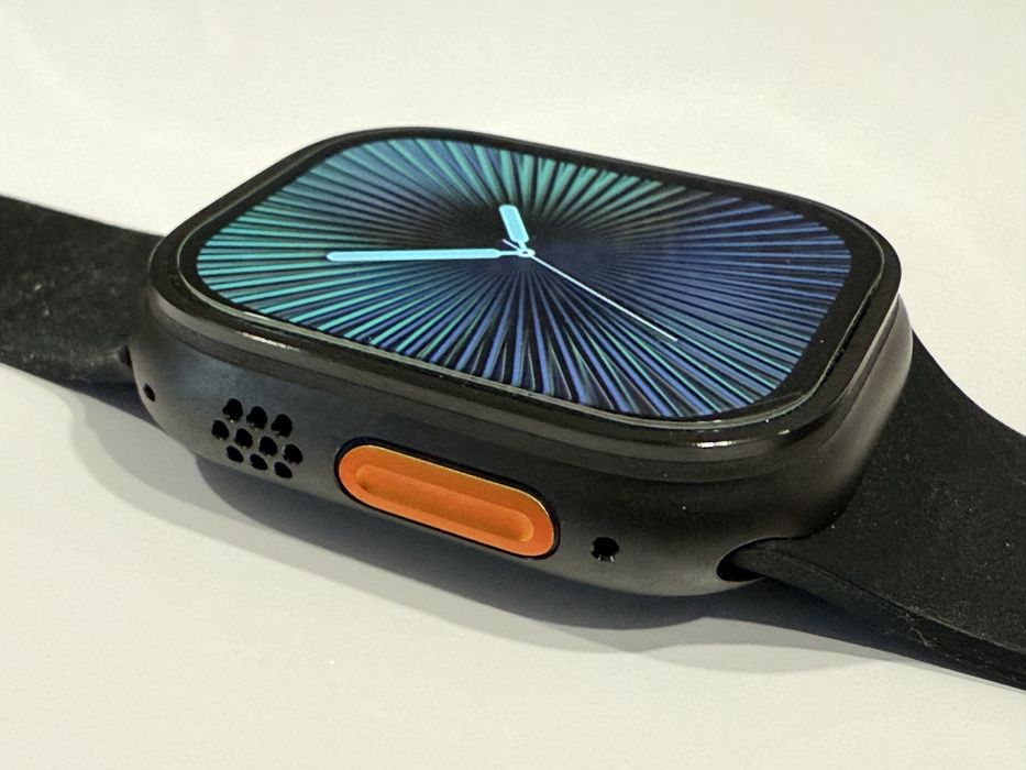 Apple Watch Ultra 2 GPS + Cellular 49mm Black Titanium