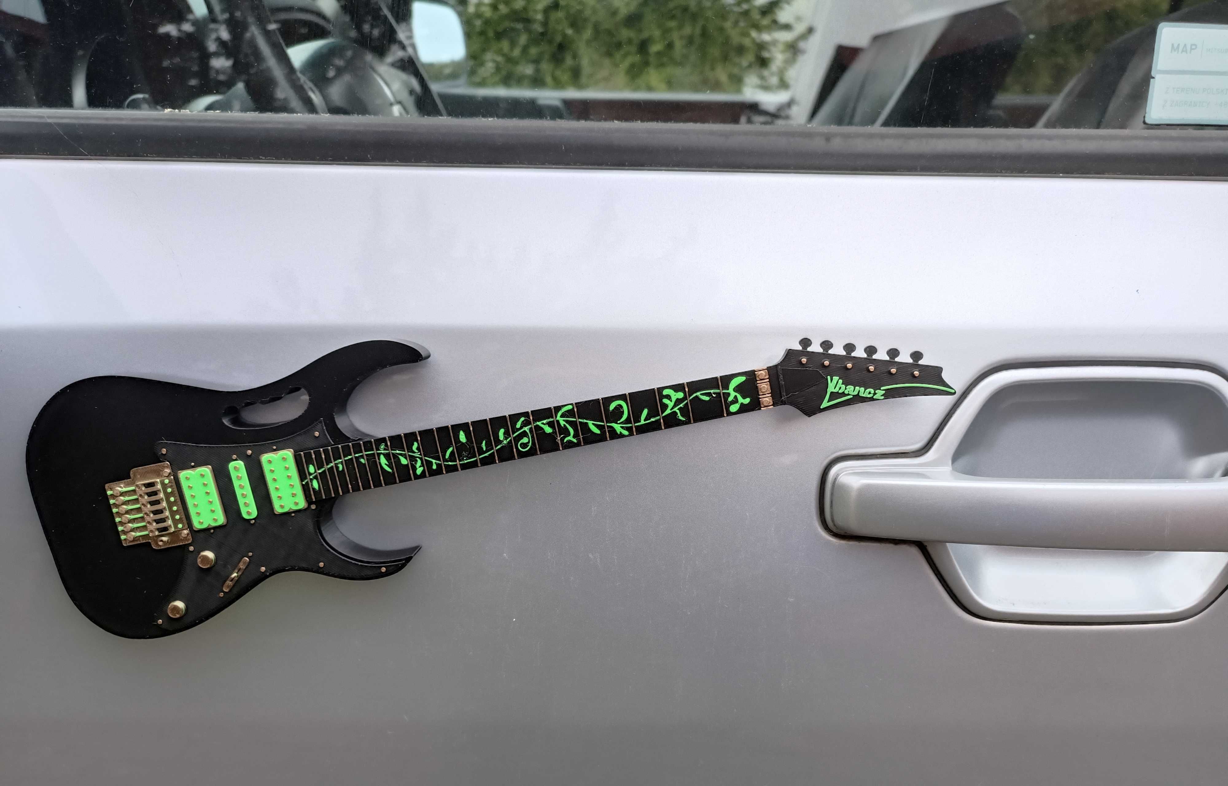 Gitara mini Ibanez JEM Steve Vai prezent gadżet brelok